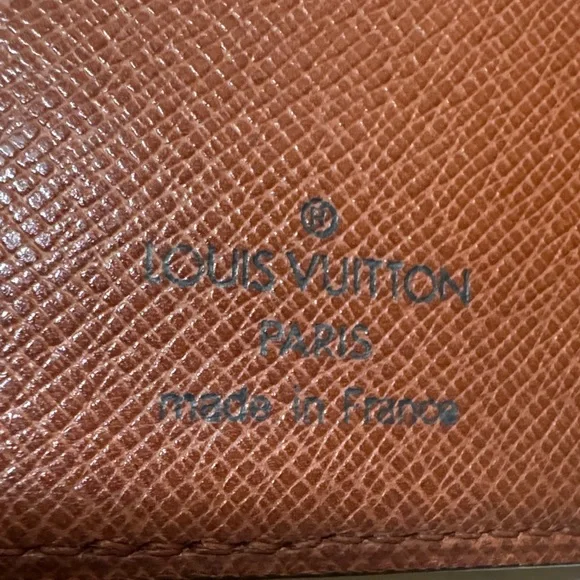 Authentic Louis Vuitton Brown Monogram Long Bifold Wallet with COA, Box & Bag - Picture 5 of 17